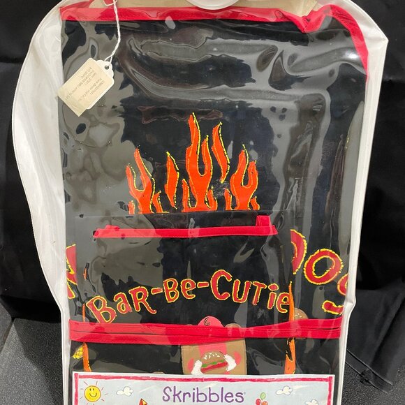 VTG NIP 2PC Adult & Child Apron Set - Man or Woman & Boy or Girl Bar-Be-Cue BBQ - Picture 2 of 9